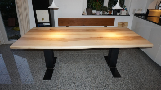 Esstisch Ahornholz massiv
