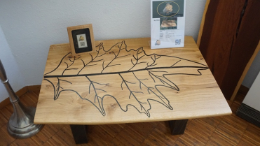 coffee table unique oak leafe TP54
