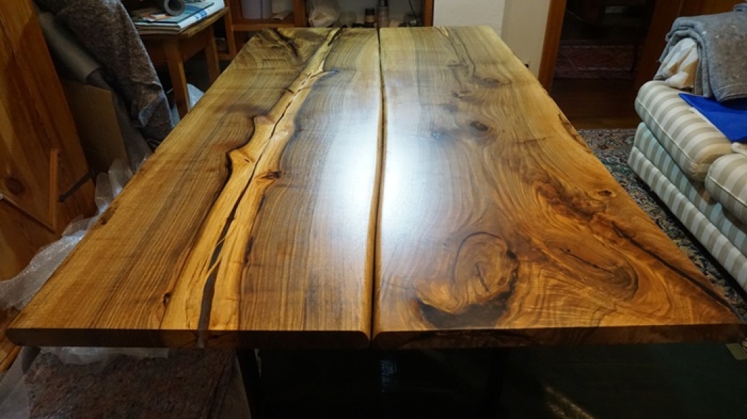 Dining table unique walnut, handcrafted by Patrick Herrmann table manufacturer & lumberyard in Leinfelden near Stuttgart-Germany