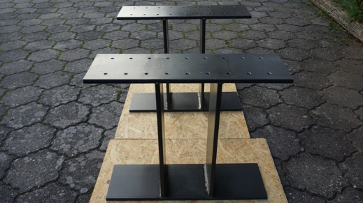Couchtisch Stahluntergestell