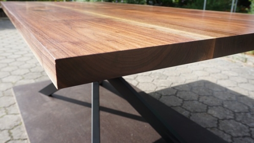 Walnut dining table unique from Patrick Herrmann Unique Tables & Lumberyard in Stuttgart-Germany