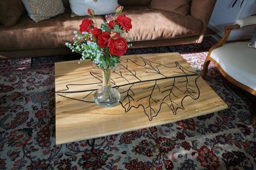 Eichenblatt Couchtisch