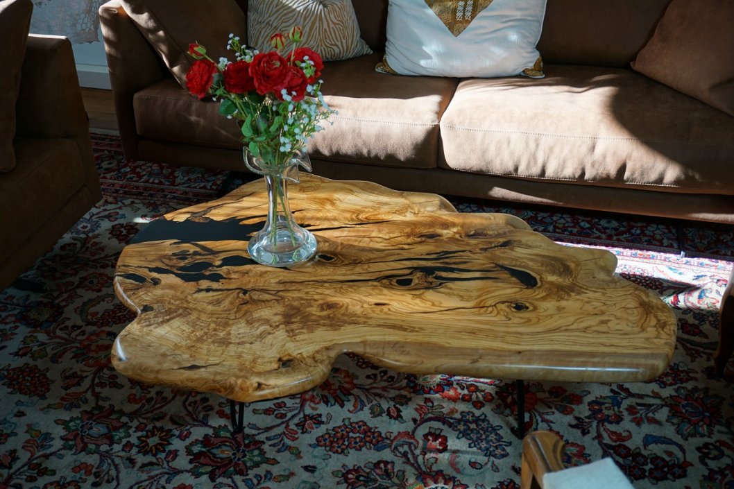 Olivenholz Couchtisch