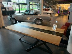 V8 Hotel Motorworld